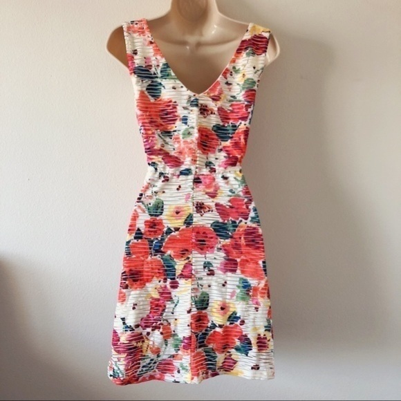 Trixxi Floral fit & flare dress - Picture 7 of 8